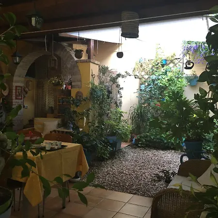 L'angolo Antico 3* オリスターノ